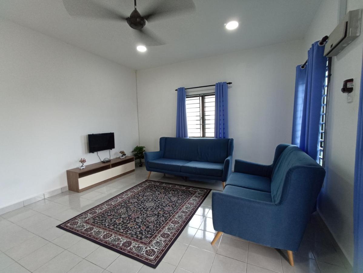 Aisya Homestay Bajet Karak Setia Eksteriør bilde